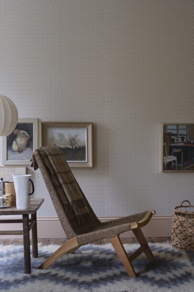 Achard in a room setting