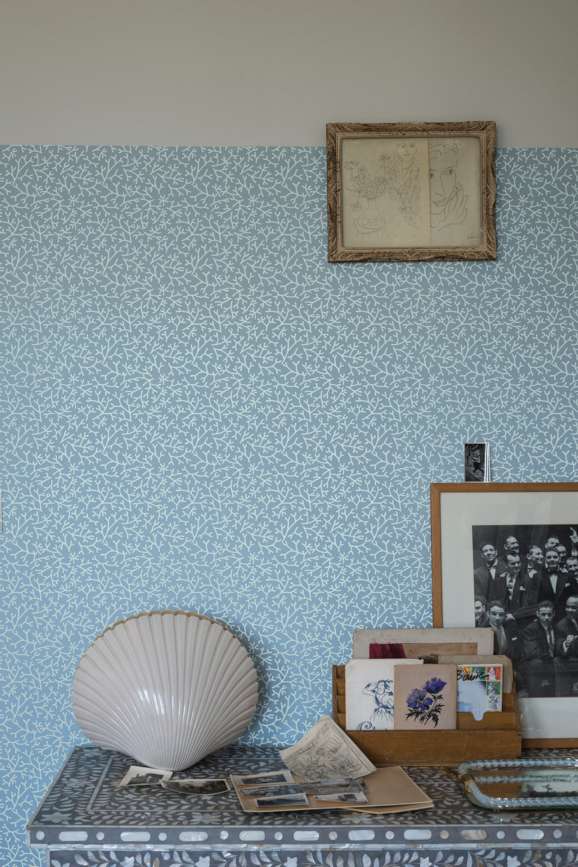 Samphire in a room setting
