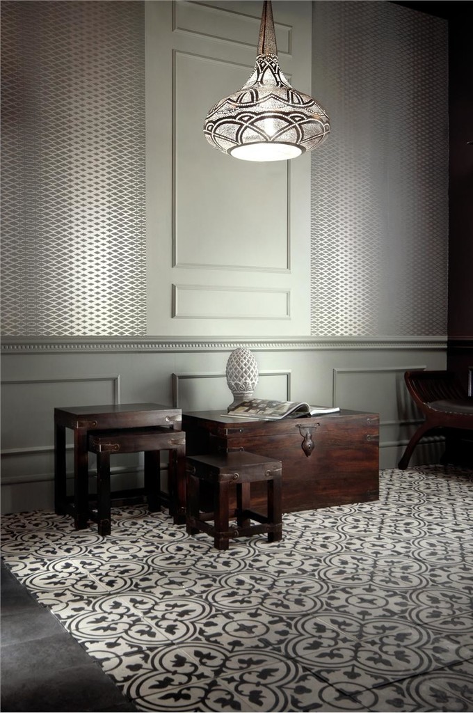 Lattice in a room setting
