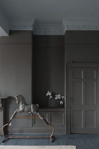 Mole’s Breath room setting